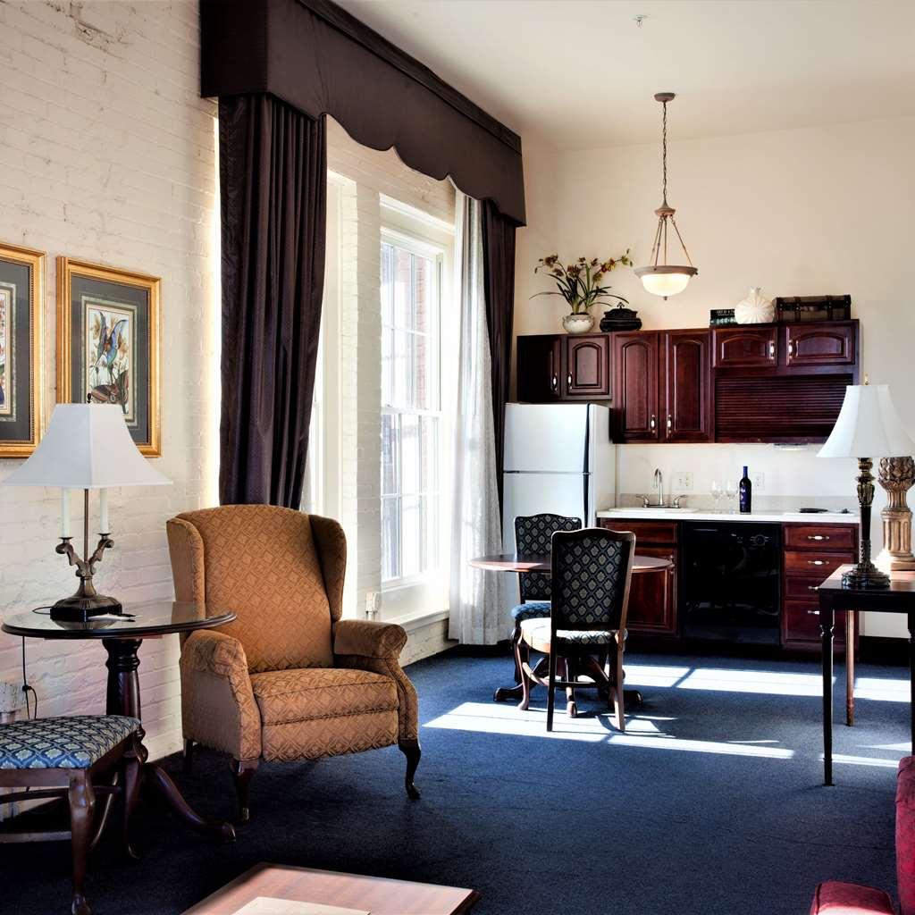 Hotel At Old Town Wichita Room photo