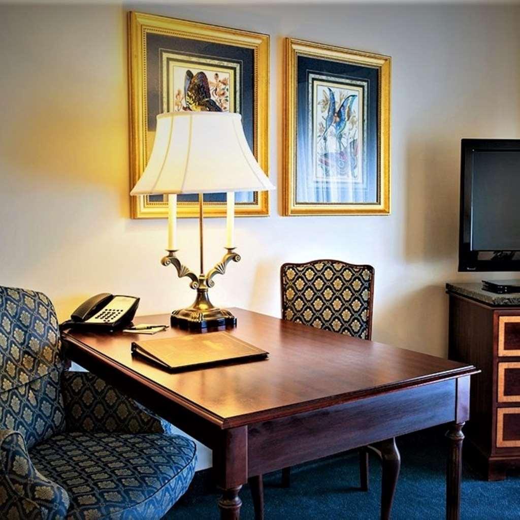 Hotel At Old Town Wichita Room photo